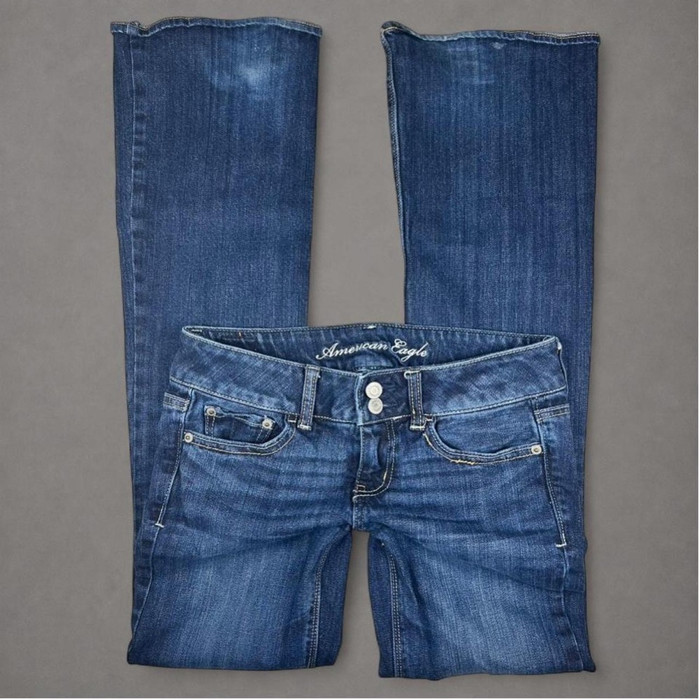 y2k low rise Artist bootcut stretch American Eagle jeans, size 2